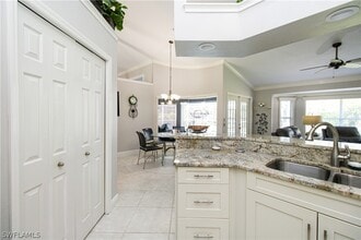 Building Photo - 333 Wentworth Ct