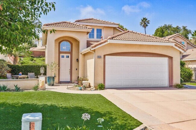 Foto del edificio - Welcome to this stunning 4-bedroom, 3-bath...
