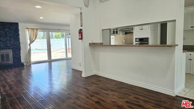 Foto del edificio - 20811 Tiara St