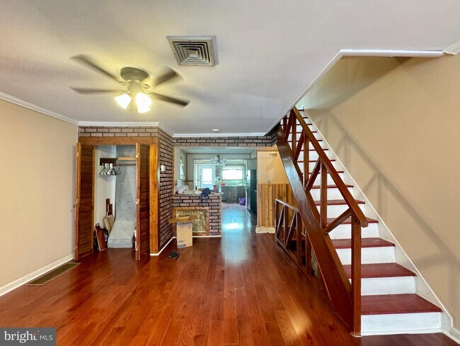 Building Photo - 1538 S 29th St