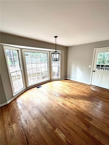 Foto del edificio - 4677 Mountain Creek Dr