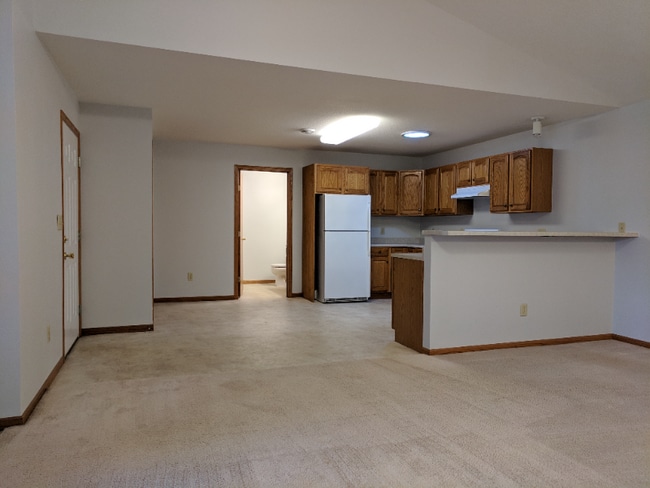 Building Photo - 1523 Pohl Rd