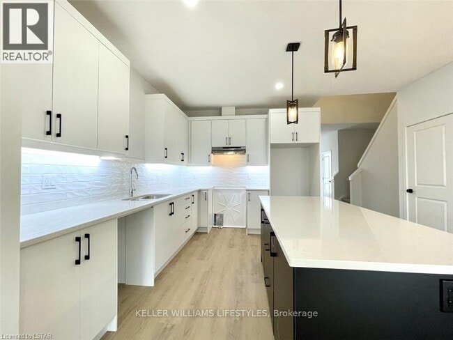 Building Photo - 1870 Aldersbrook Gate