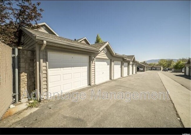Foto del edificio - 1598 Westbury Way