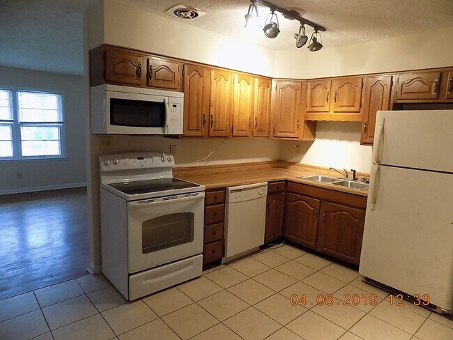 Foto del edificio - Welcome home to Hi Acres Neighborhood!          20260504