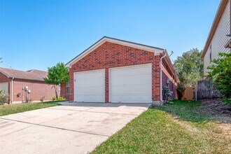 Building Photo - 5910 Spring Sunrise Dr