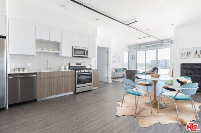 Foto del edificio - 4210 Del Rey Ave