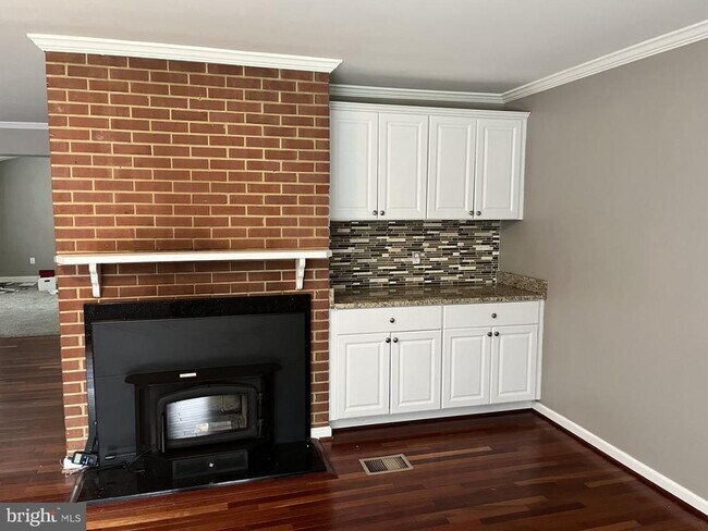 Building Photo - 7908 Jansen Ct