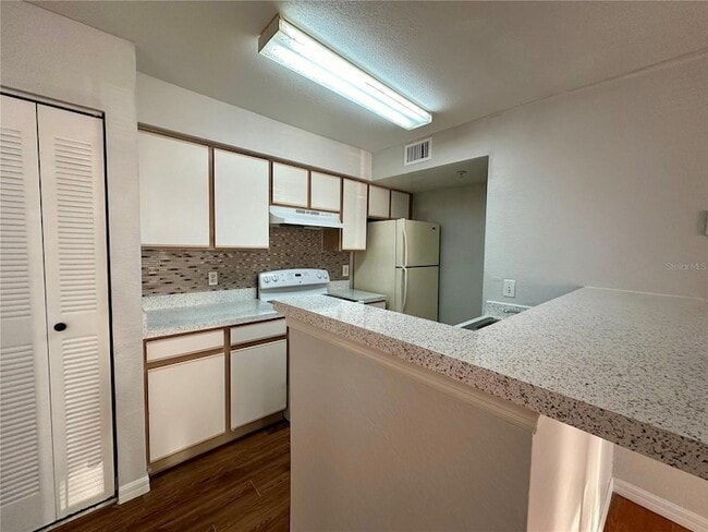 Building Photo - 2203 Key W Ct