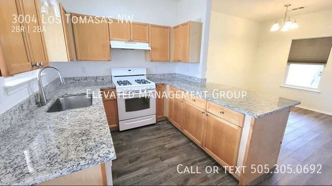 Building Photo - Great Near North Valley Home! No carpet! O...
