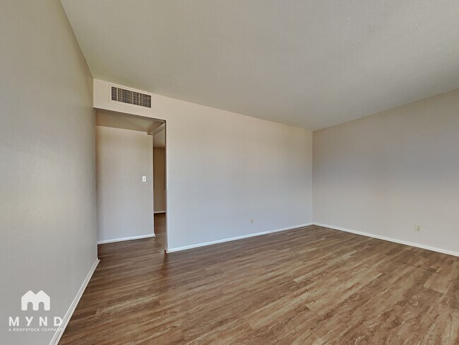 Foto del edificio - 3117 W Aster Dr