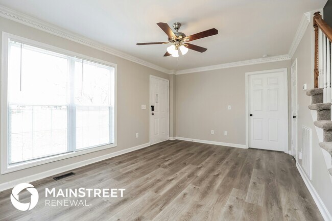 Foto del edificio - 7002 Summit Ct