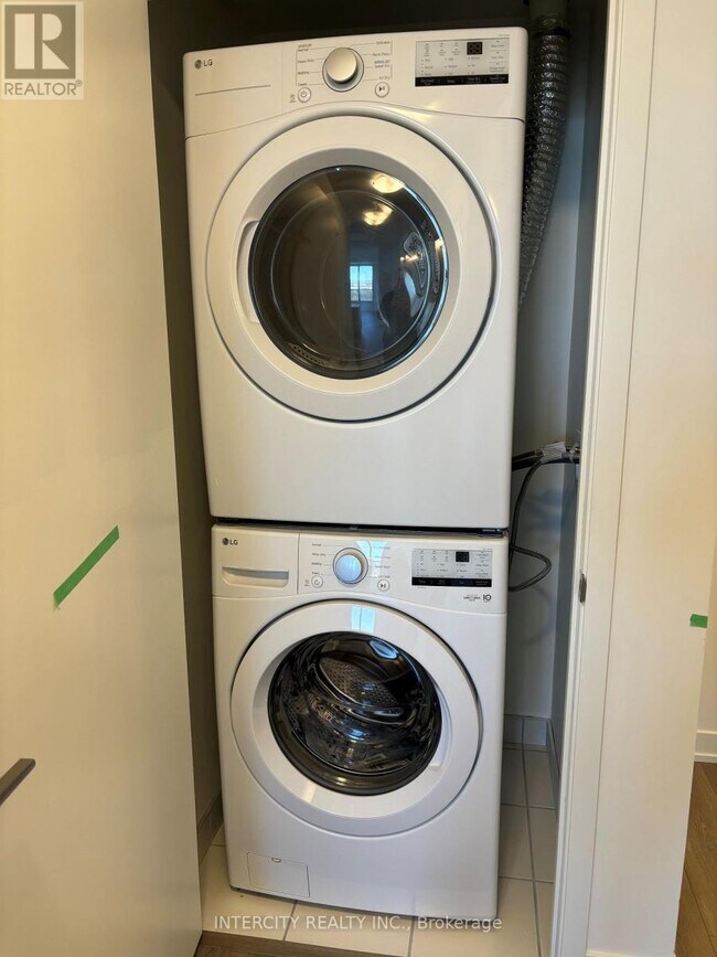 Photo du bâtiment - 292 Verdale Crossing