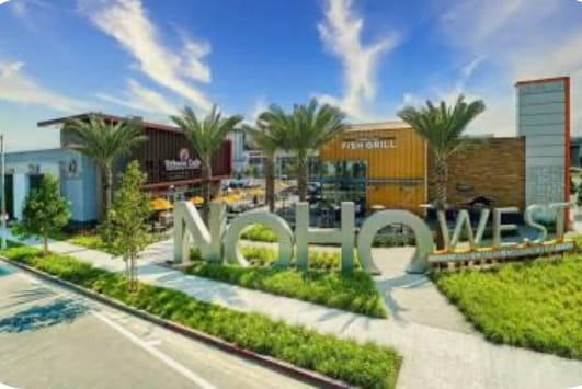 Foto del edificio - 6331 Longridge Ave