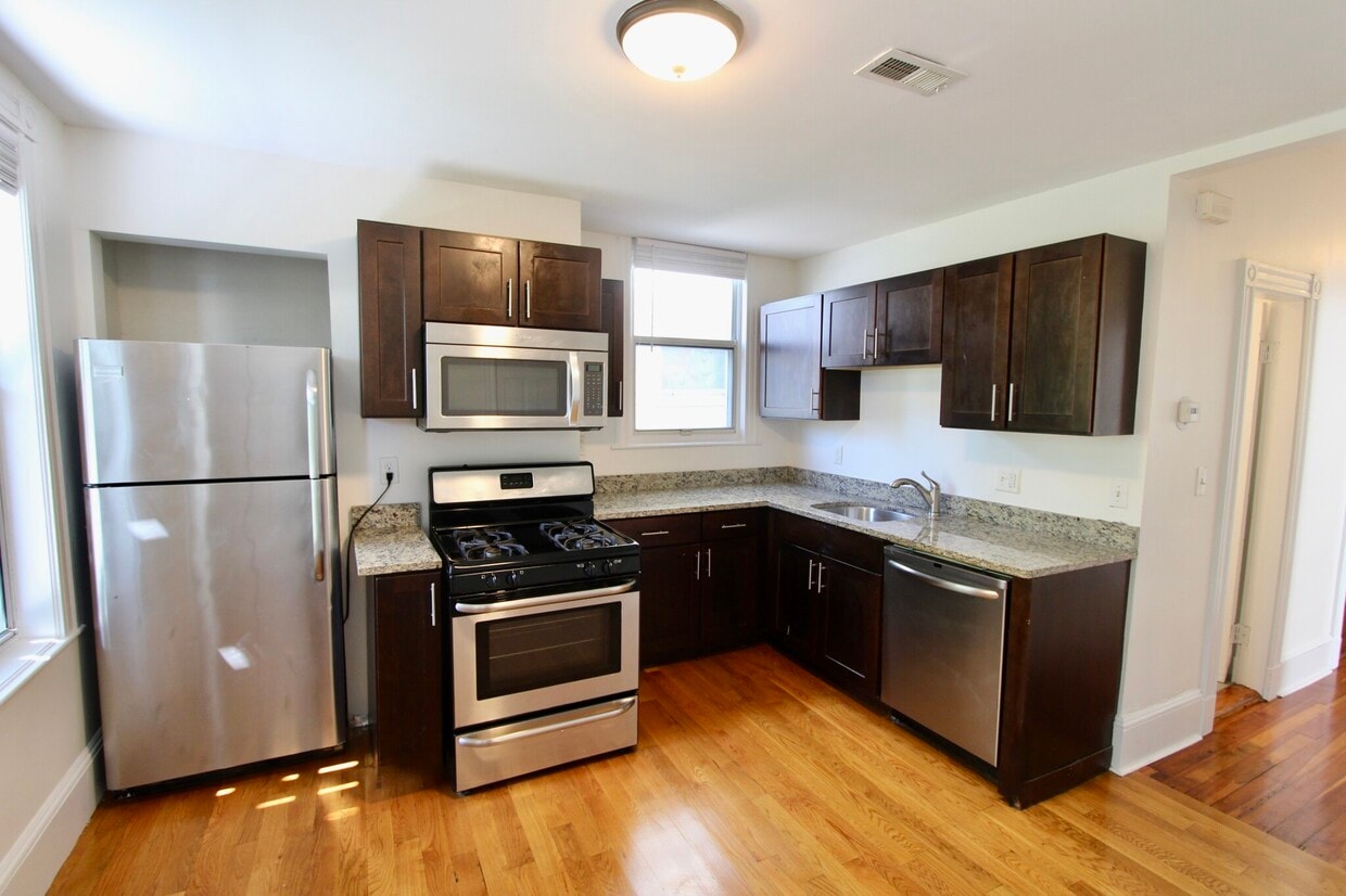 Photo - 299 Lexington St. Unit 3