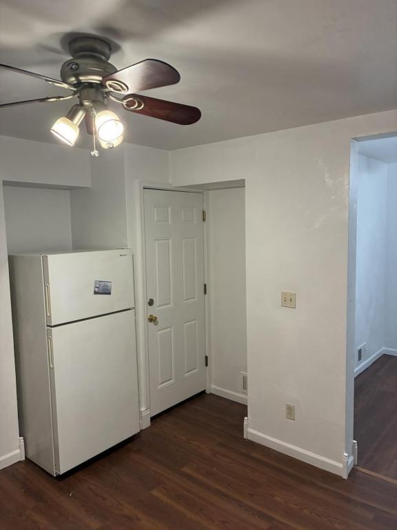 Building Photo - 3805 Howley St