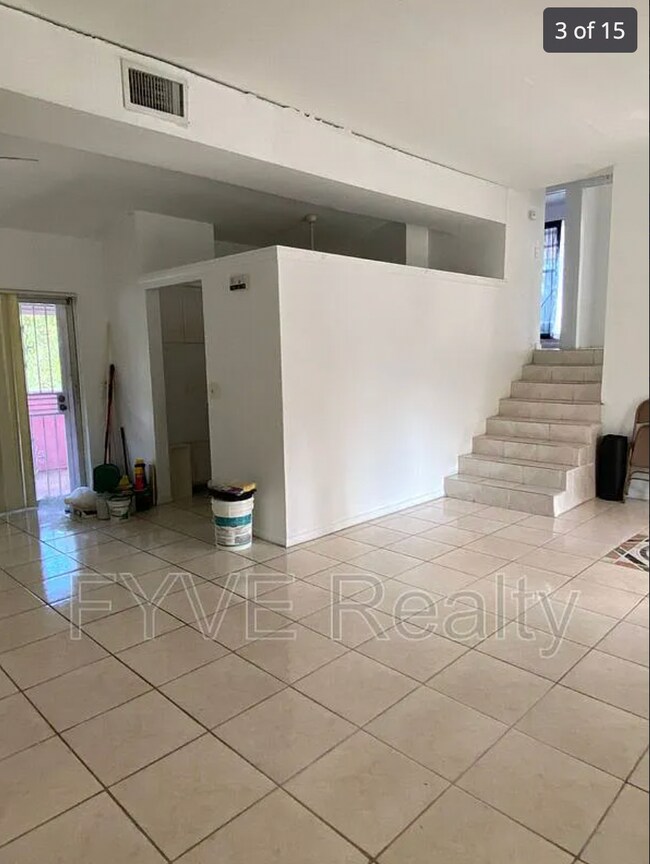 Foto del edificio - 14931 NE 7th Ct