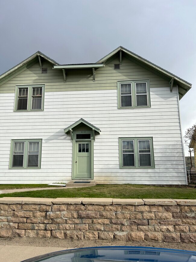 Foto del edificio - 618 W Buffalo St