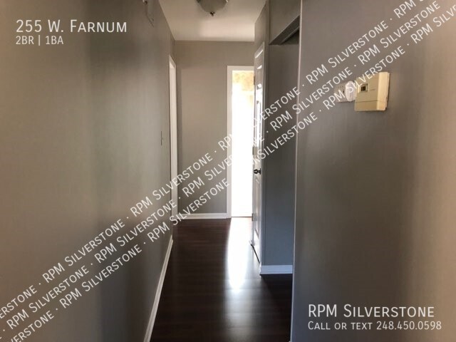 Building Photo - Updated and Clean Ranch, 3 Bed 1 Bath!