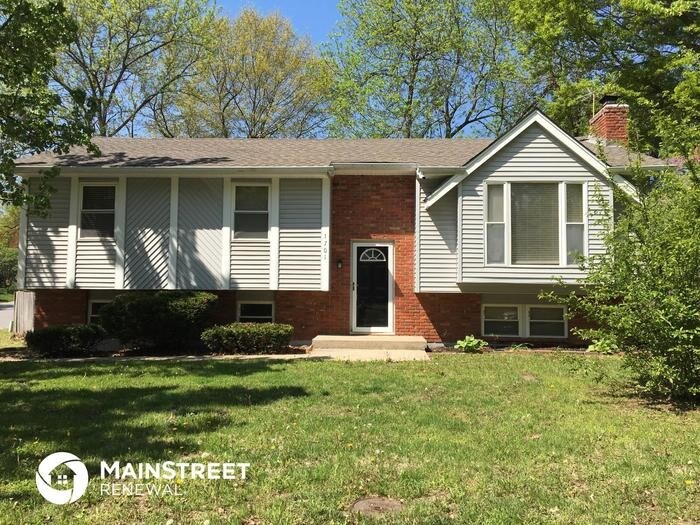 Primary Photo - 1701 S Speas Dr
