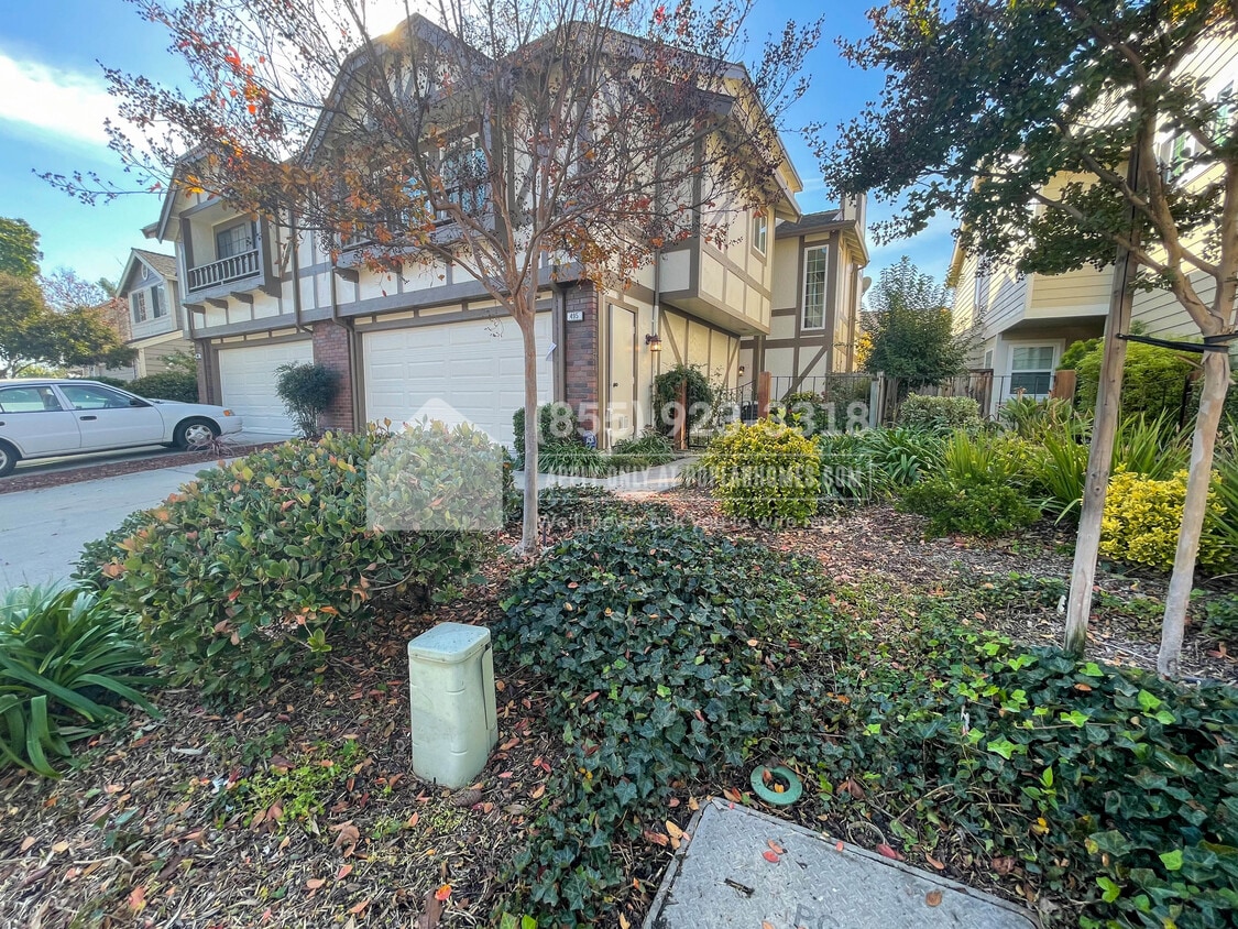 495 Folsom Cir, Milpitas, CA 95035 Townhouse for Rent in Milpitas, CA