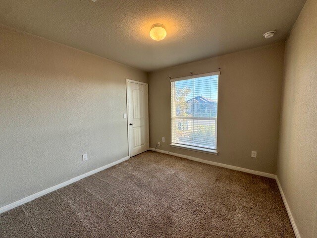 Building Photo - 407 Marimoor Dr