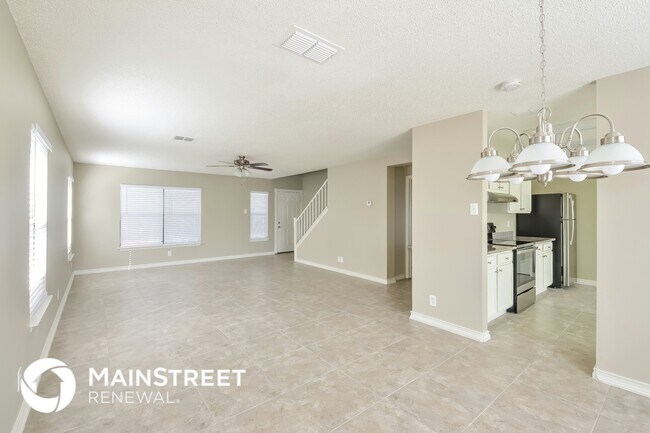 Foto del edificio - 8118 Sunshine Trail Dr