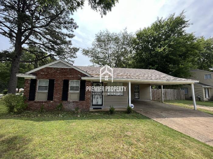 Primary Photo - 2932 Watson St
