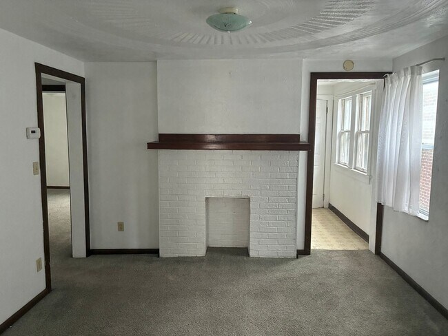 Foto del edificio - 345 Coltart Ave