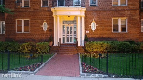 Primary Photo - 1 br, 1 bath Apartment - 11215 72nd Rd 507