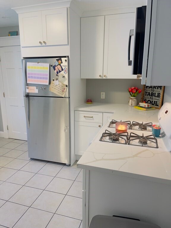 Foto del edificio - 554 Ashmont St