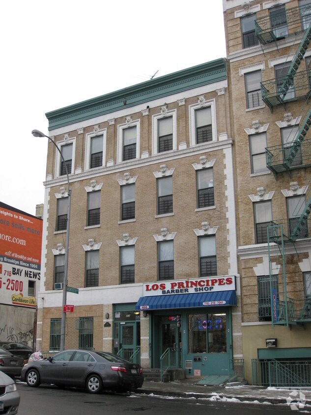Building Photo - 468-470 Bushwick Ave
