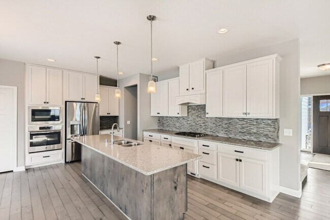 Foto del edificio - 5135 White Star Lane, Woodbury, MN, 55129
