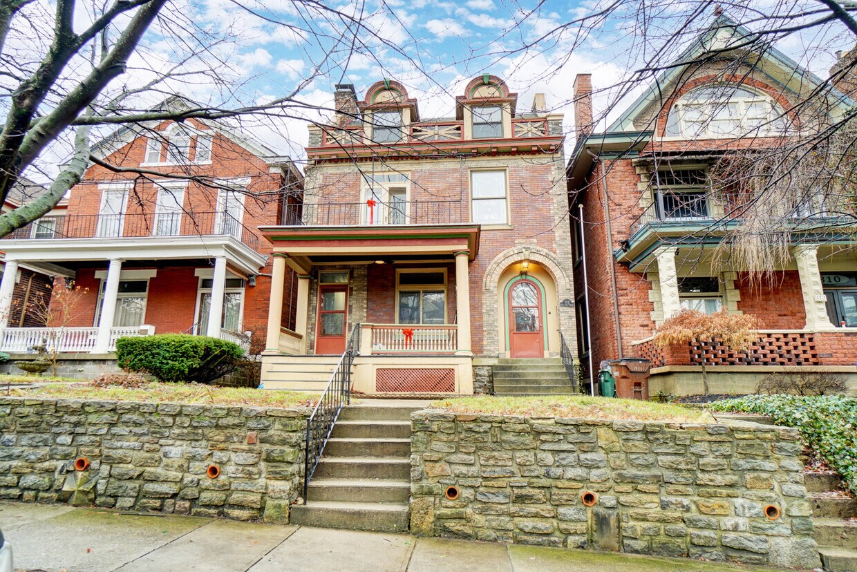 312 E 3rd St, Newport KY - 312 E 3rd St