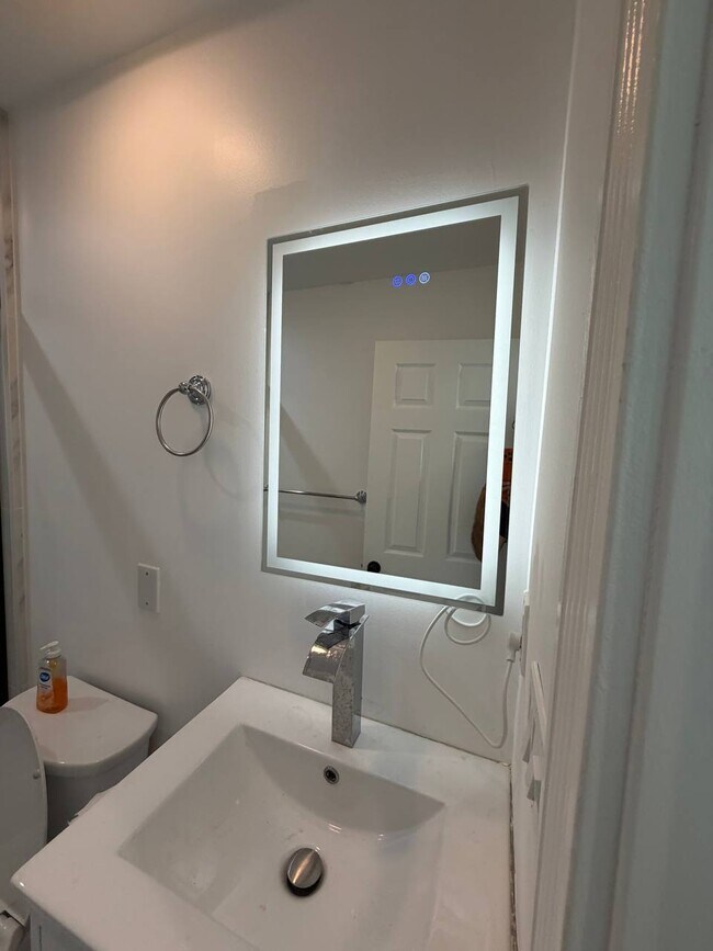 Foto del edificio - 5903 1/2 Texhoma Ave