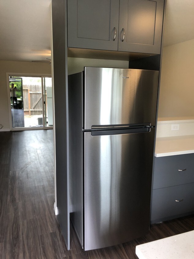 16 Alma Ct Unit 2A, Petaluma, CA 94952 Condo for Rent in Petaluma, CA