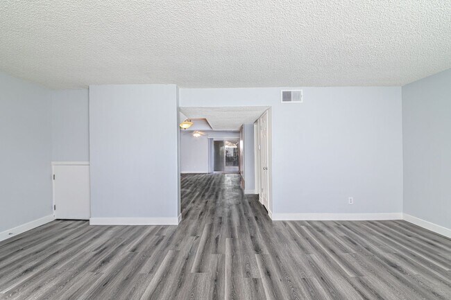 Foto del edificio - 1600 Mabury St