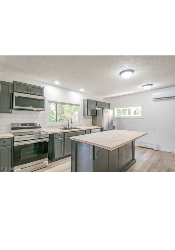 Foto del edificio - 225 E Bergey St