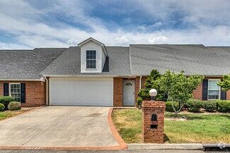 Building Photo - 540 Battlecreek Way