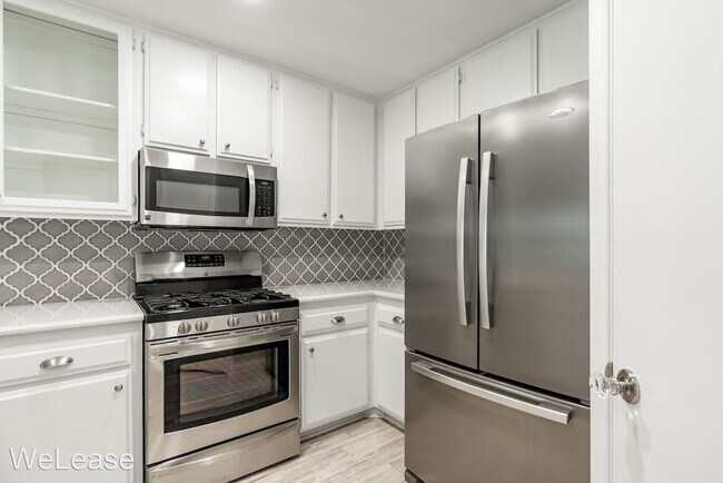 Foto del edificio - 2 br, 1 bath House - 864 Buttercup Road