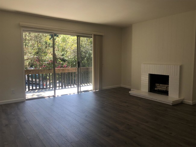 Foto del edificio - 915 E Blithedale Ave
