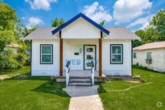 Building Photo - 4819 Leland Ave