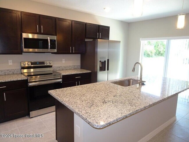 Foto del edificio - 701 Avalon St SE