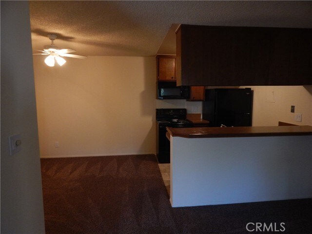 Building Photo - 17552 Vandenberg Ln