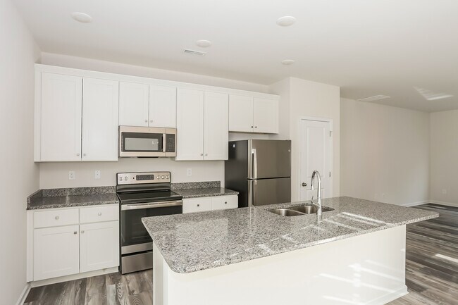 Foto del edificio - 104 Dogwood Village Trl