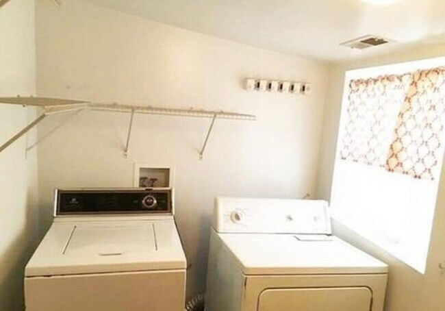 Foto del edificio - 1511 Byrd St