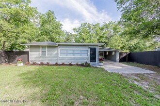 Building Photo - 1059 Little Ruth Rd