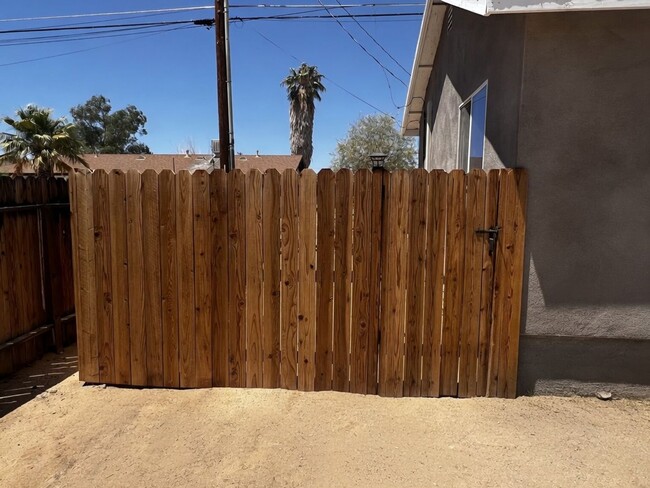Building Photo - 6104 Chia Ave