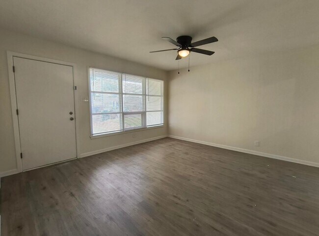 Foto del edificio - Newly Updated 3 Bedroom, 1 bath home!
