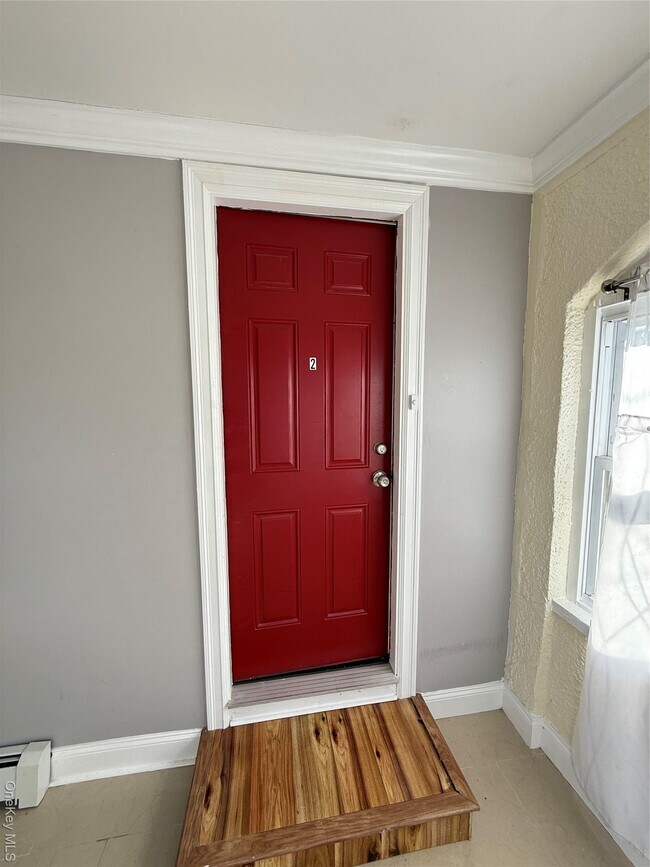 Foto del edificio - 610 Laurelton Blvd